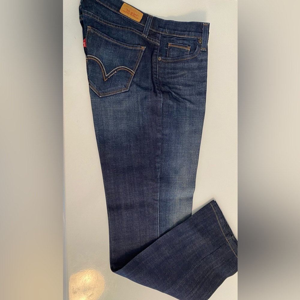Levi’s women’s size 6 denim